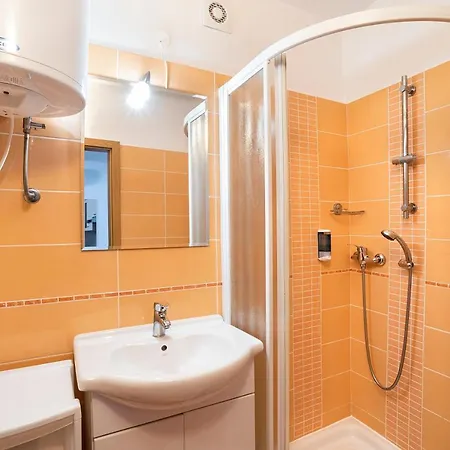 Medved In The Historic Center Koper