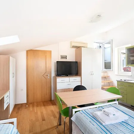 Apartment Medved In The Historic Center