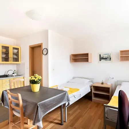 Apartment Medved In The Historic Center *