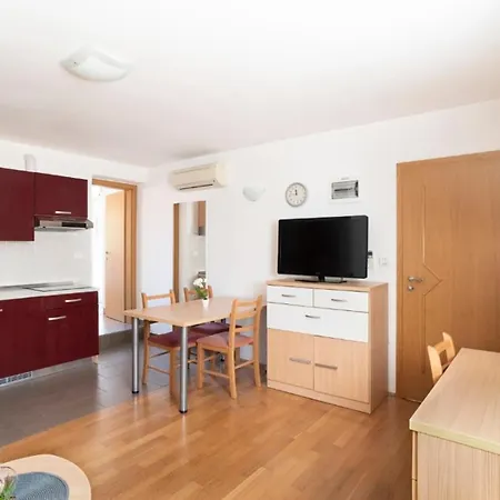 Apartment Medved In The Historic Center Koper