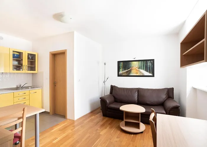 Medved In The Historic Center * Κόπερ