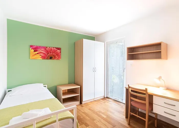 Medved In The Historic Center Διαμέρισμα