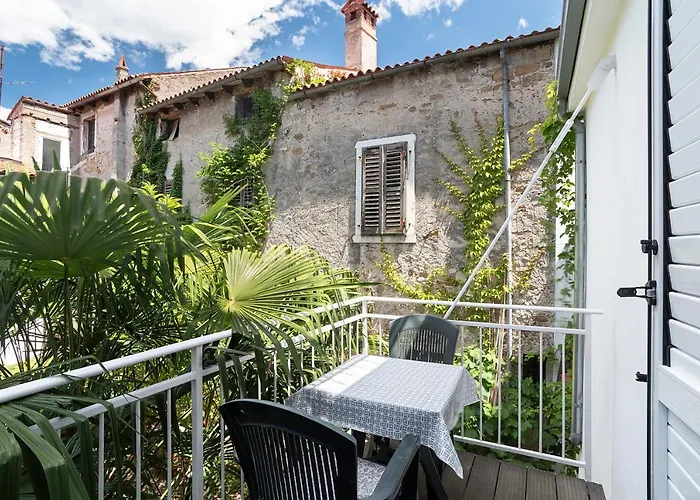 Διαμέρισμα Medved In The Historic Center *