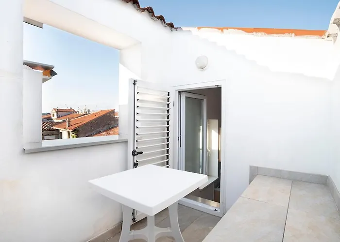 Διαμέρισμα Medved In The Historic Center *